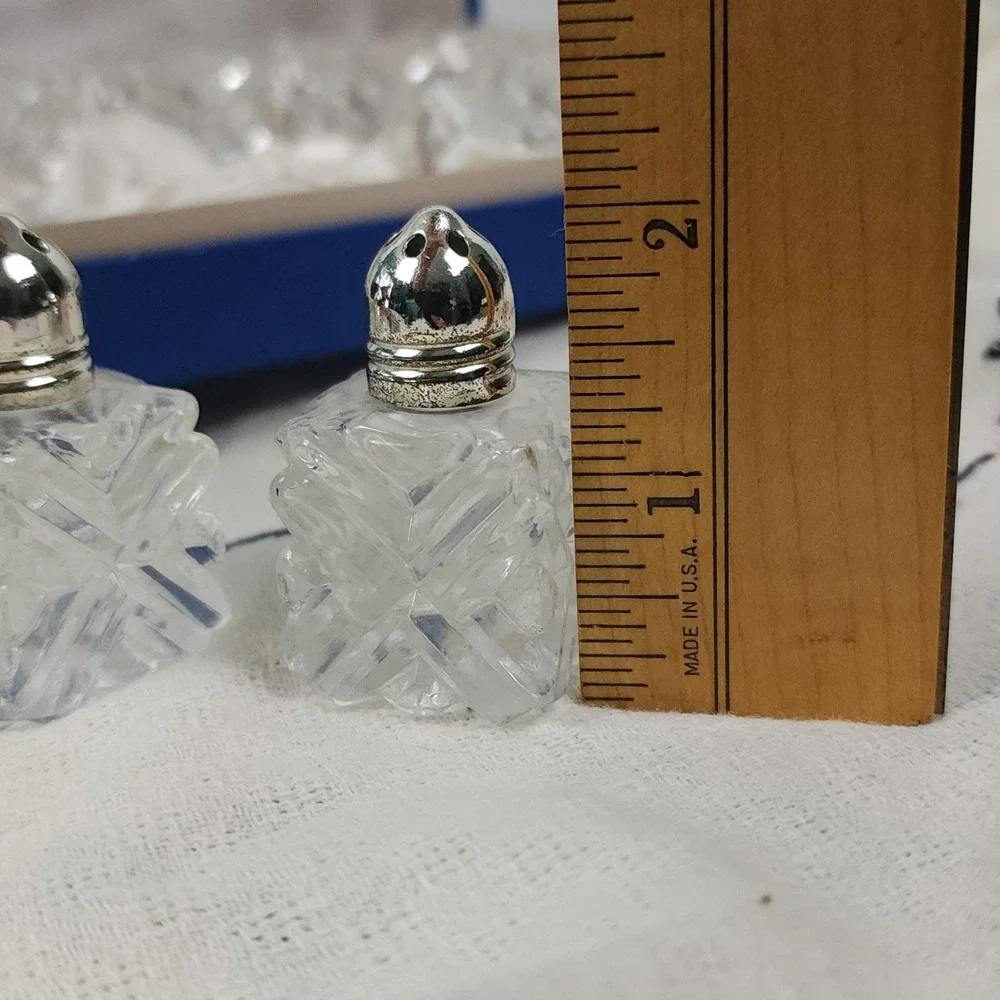 Vintage Mini‎ Salt and Pepper Shakers, Personal Size Shakers, Set of 4 Pair